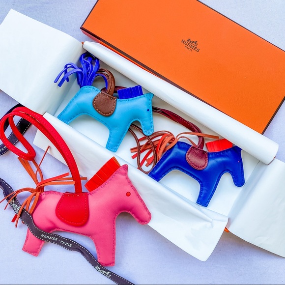 HERMÈS Rose Azalee Pink Rodeo Bag Charm - Picture 8 of 10